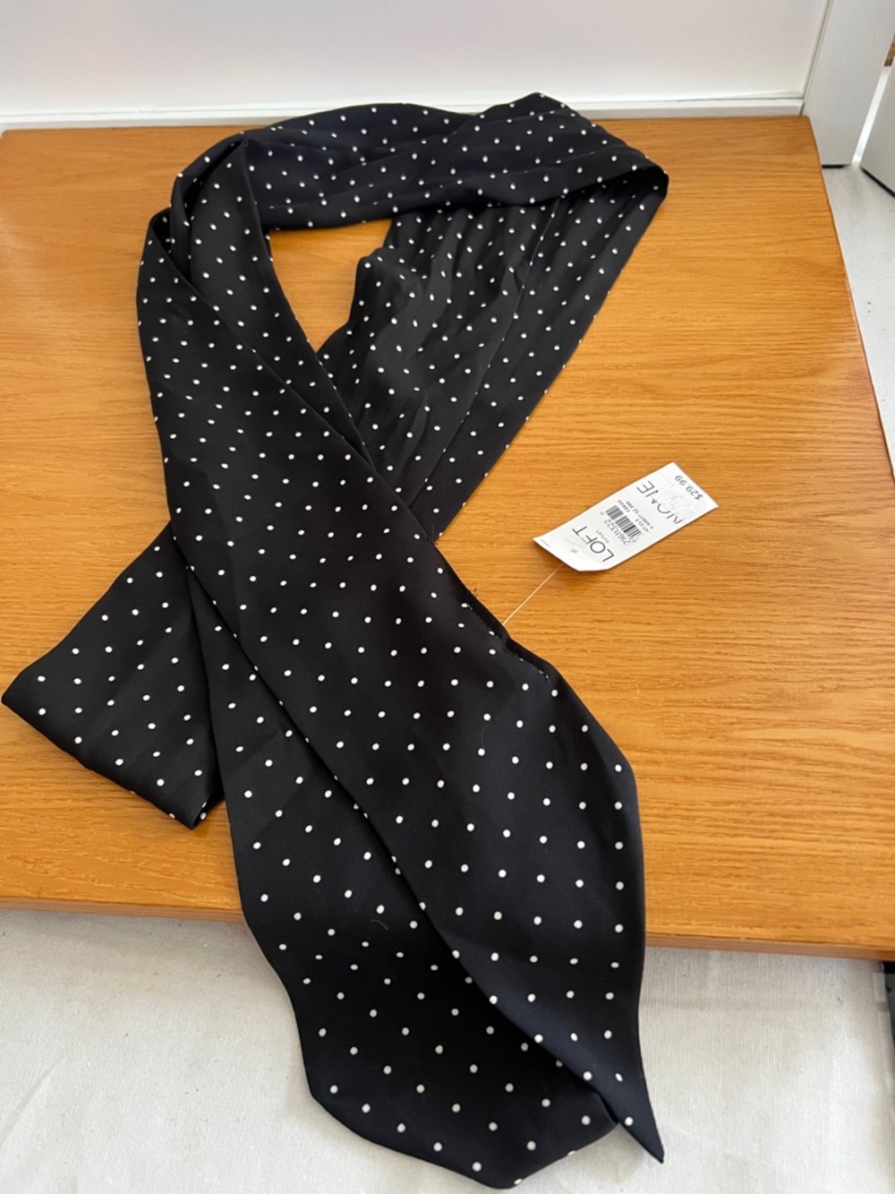 Loft outlet black polka dot neck scarf nwt essentials